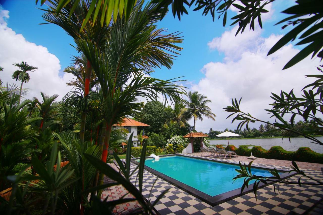 Green Palace Ayurveda Resort, Alleppey Alappuzha Exterior foto